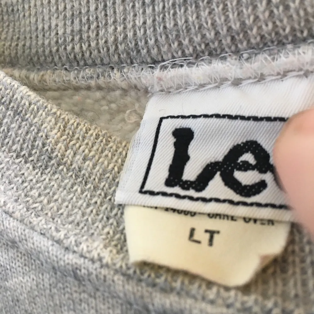 Lee FINAL MARKDOWN Ladies’  sweatshirt large tall - Image 4