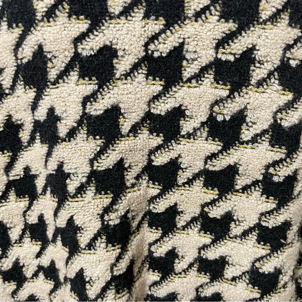 Max Studio Black Beige Houndstooth Knit Sweater Size Large - Image 12