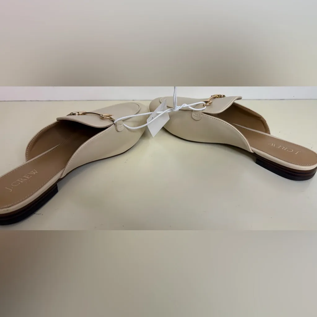 NWT J. Crew Women's Cream Mules with Gold Accent sz 9 - Image 3