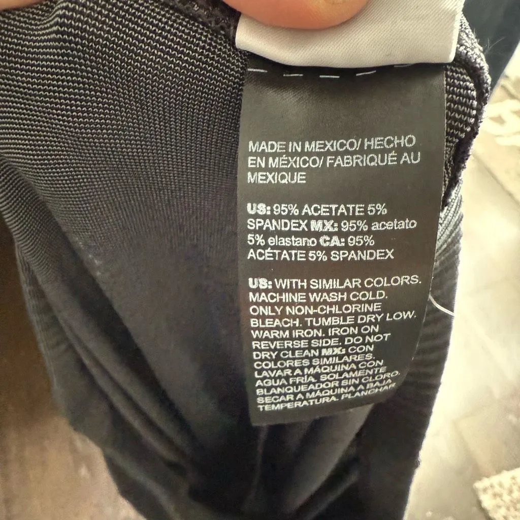 Chico’s Travelers Women’s 2R Grey Slinky Stretchy Pants - Image 5