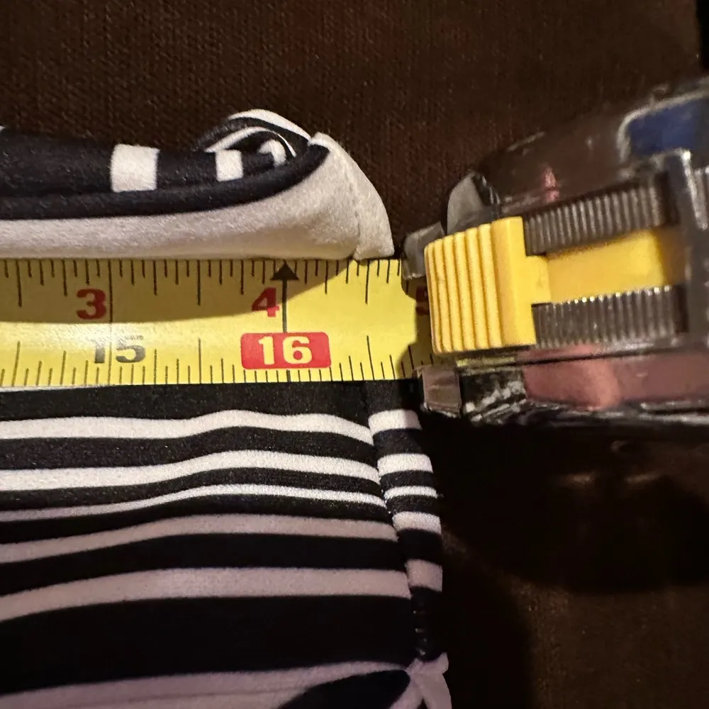 ASOS  NWT Awing Stripe Design  Stripe,Black & White, wrap front slit-dress Sz 4 - Image 15