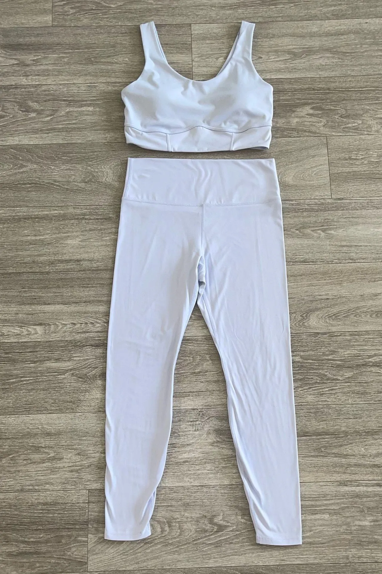 All in motion lavender sports bra and leggings two-piece set - large - Image 2