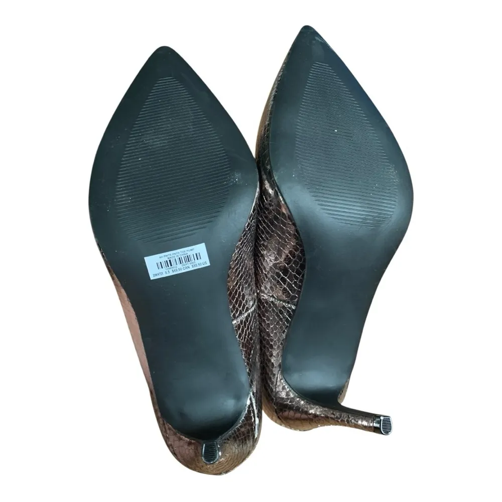 Torrid size 8.5 pewter silver pointed toe pumps silver heels snakeskin texture - Image 10