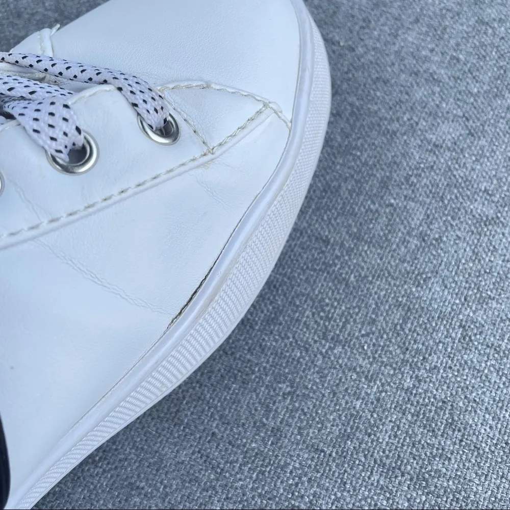 Marc Fisher - Image 14