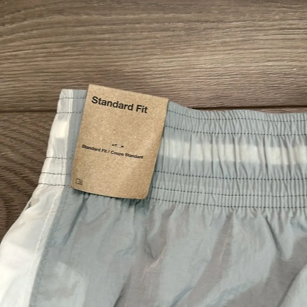 Nike Sportwear‎ Heritage High Waisted Woven Mini Skirt Gray White Size Medium - Image 9