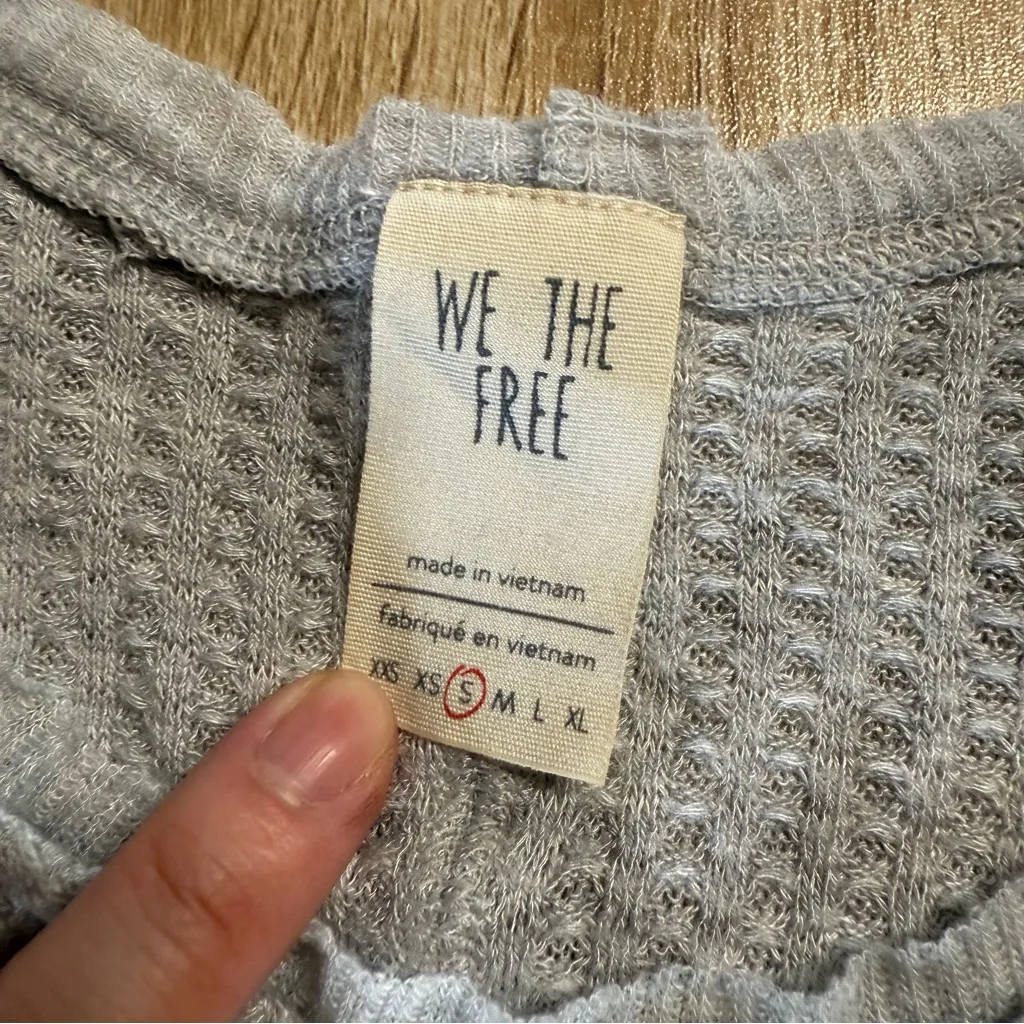 We The Free People Catalina V Neck Thermal Top Size Small Lagenlook Oversized - Image 6