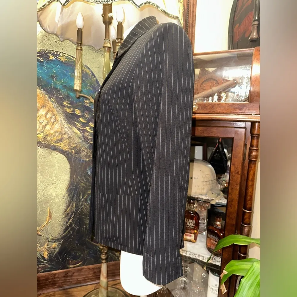 TAHARI TRIPPED BLACK HIGHT BOTTON DOWN WOMAN BLAZER - Image 3