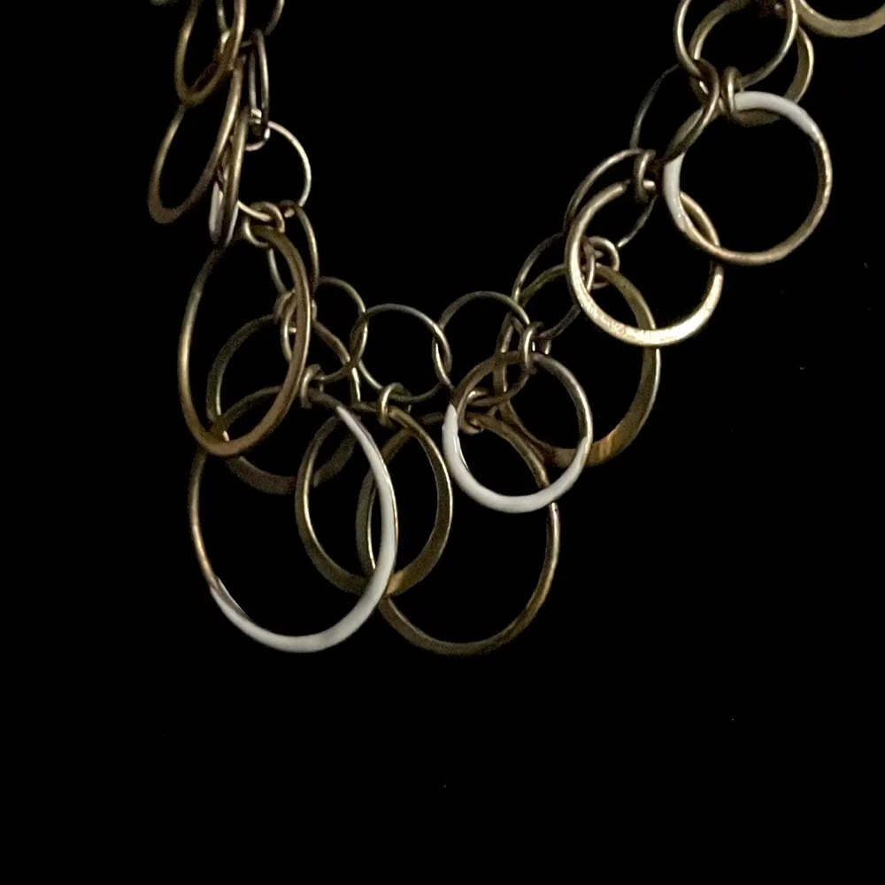 Vintage gold tone and cream enamel 3 piece necklaces and earring set - Image 4