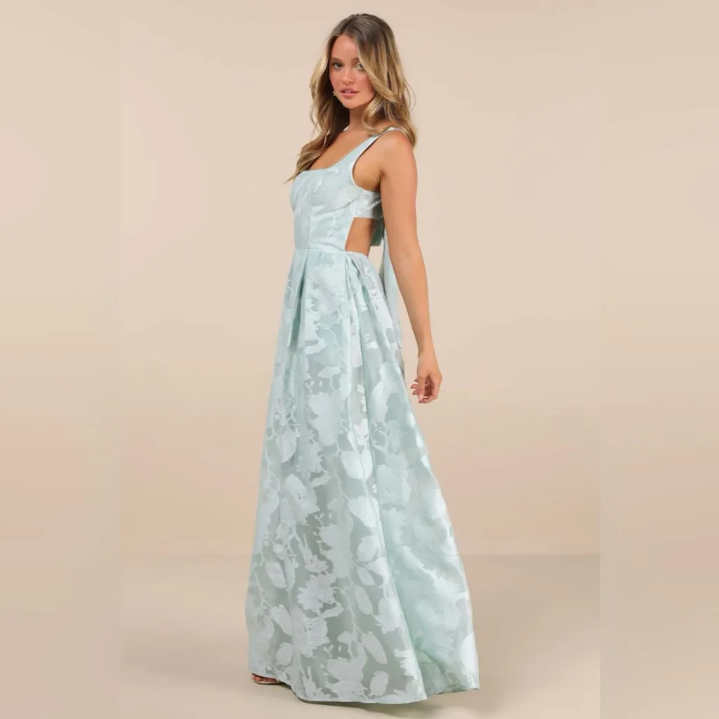 LULU’S Perfected Aura Sage Jacquard Tie-Back Maxi Dress With Pockets - Image 4