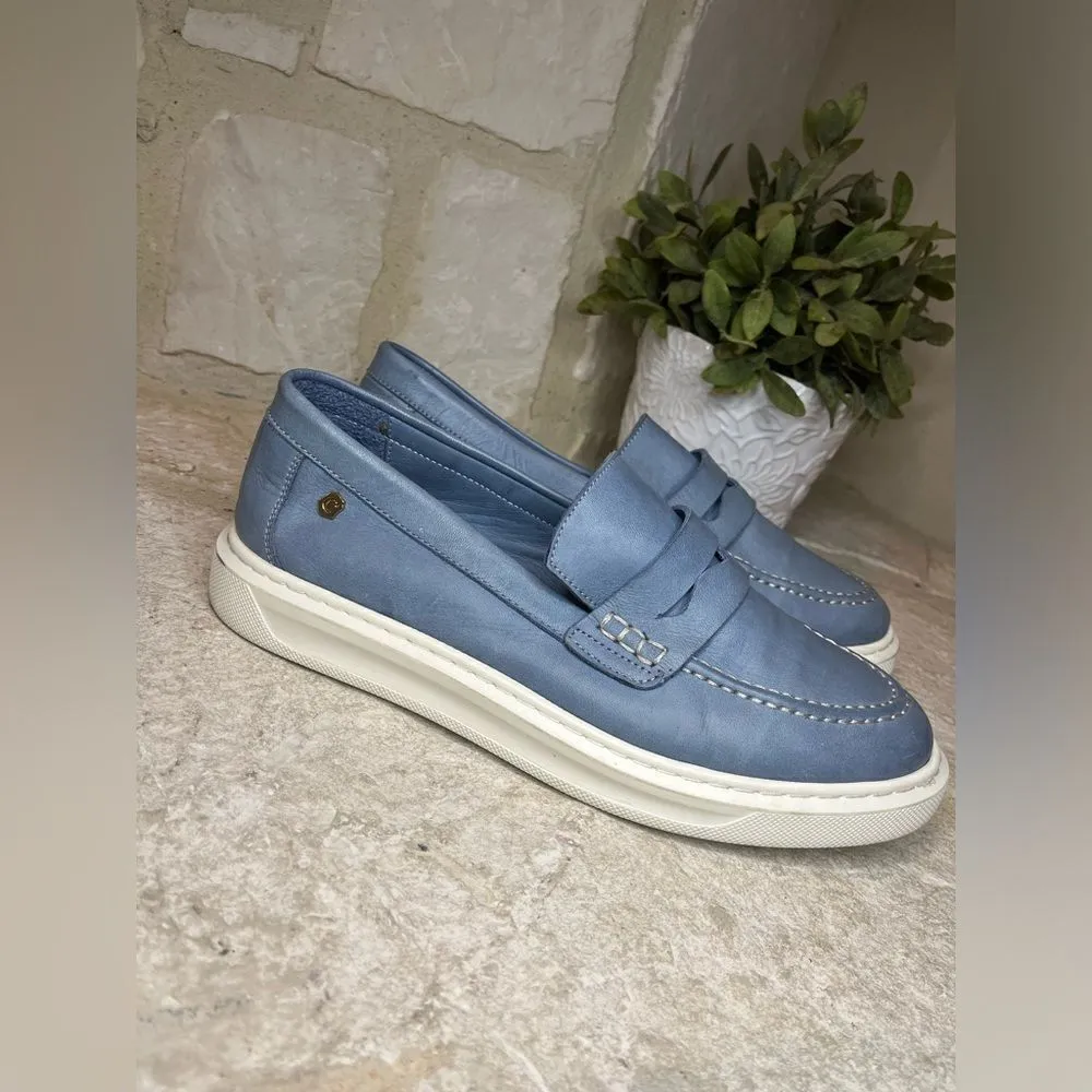 Carmela powder blue leather moccasins sz 40 - Image 2
