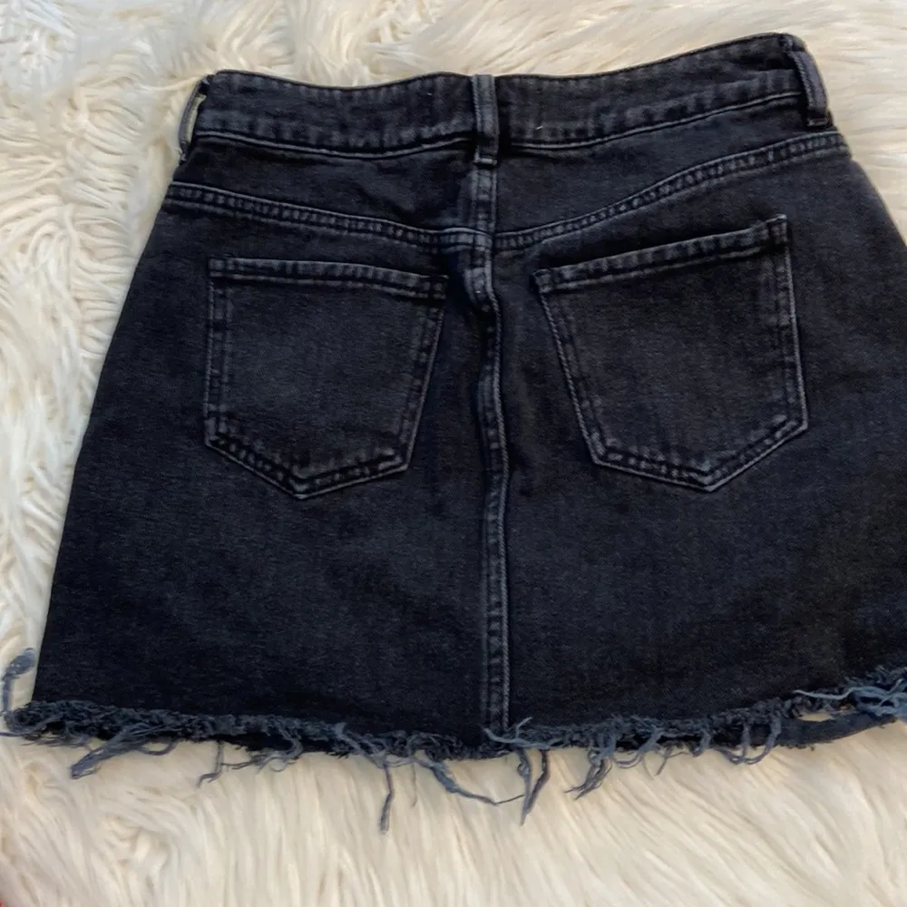 Pacsun Black Jeans Skirt size 25 long 13” - Image 6