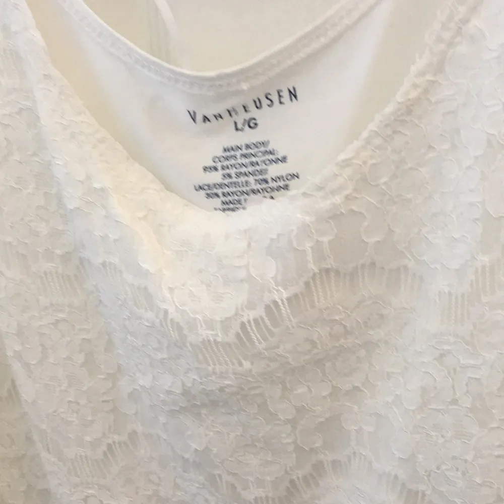 FINAL MARKDOWN Ladies van heusen tank top large - Image 2