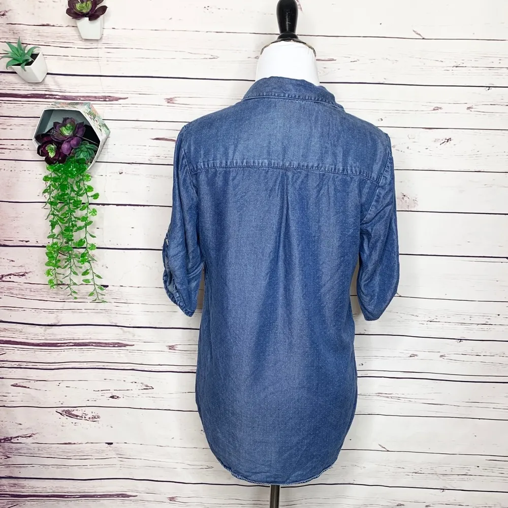 Lucky Brand 3/4 Sleeve Blue Polka-Dot Chambray Button Up Denim Shirt Size Small - Image 6