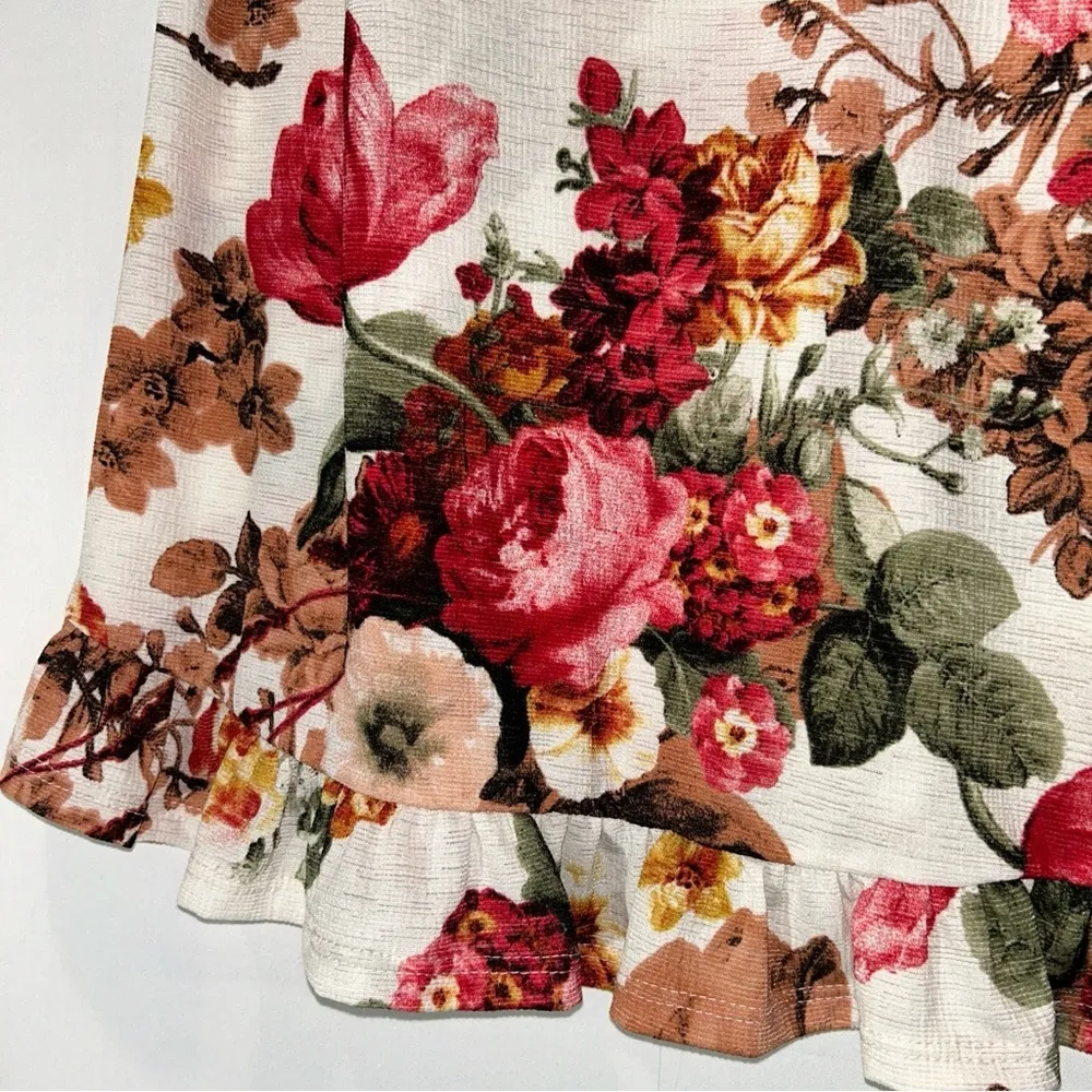 Sun & Moon Floral Top Women’s Small Red - Image 3