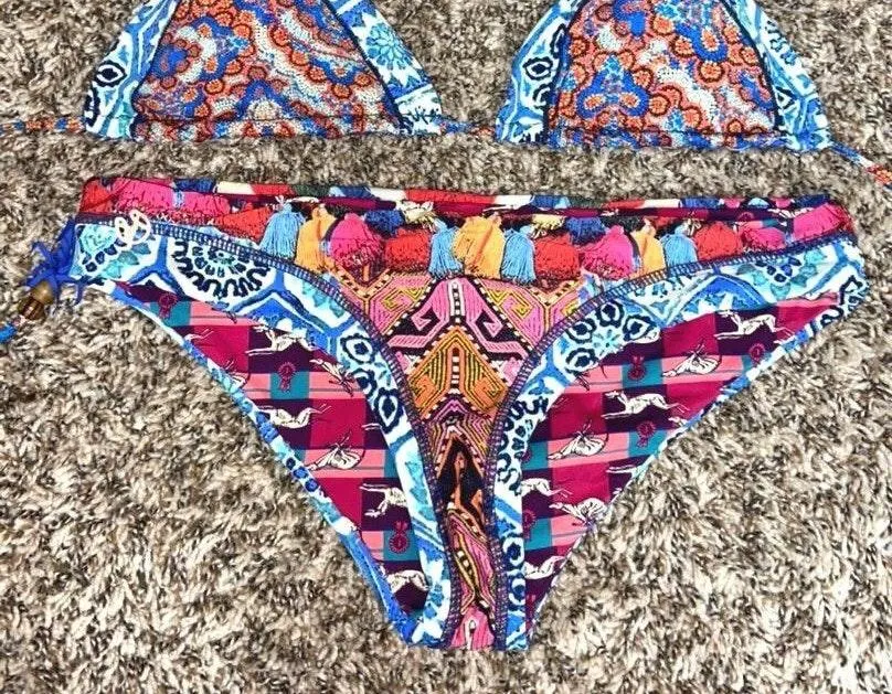 Bikini *BOTTOMS ONLY* - Image 2