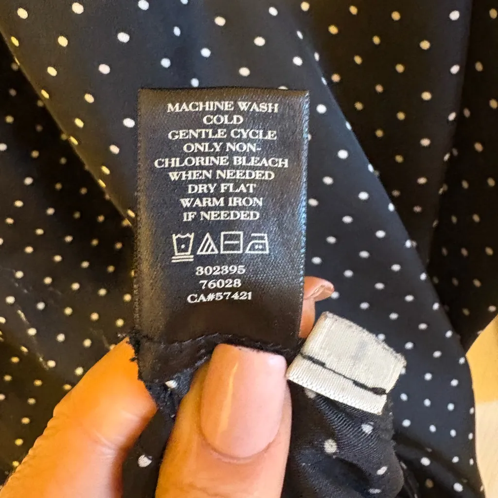 Ann Taylor Black and White Polka Dot Blouse - Image 8