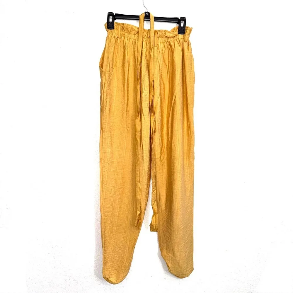 Lulus Weekend Date Mustard Yellow Cropped Paperbag Waist Pants Size Small - Image 10