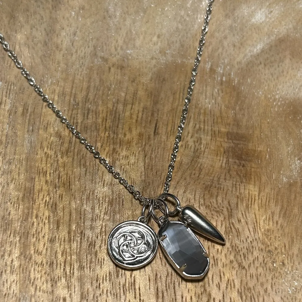 Kendra Scott Rhodium Dira Coin Charm Necklace in Slate Cats Eye - Image 5