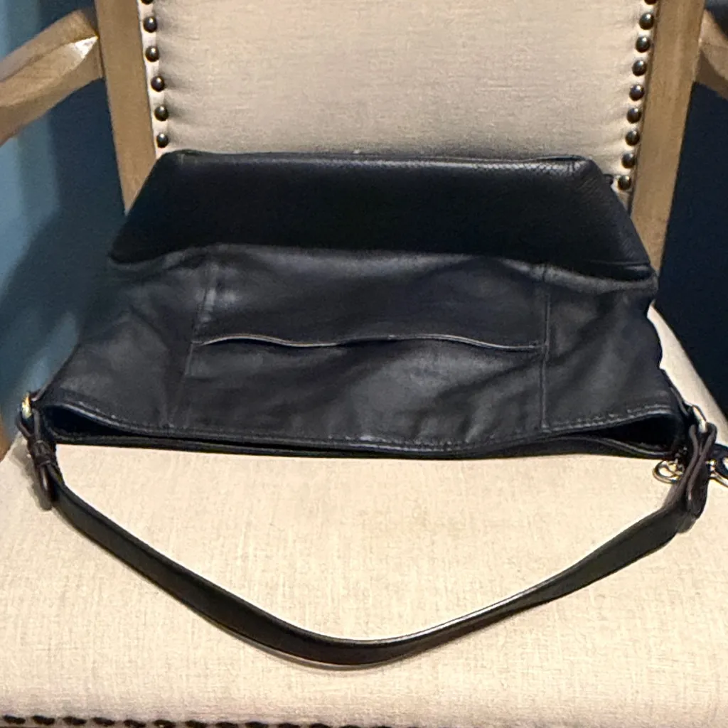 Isaac Mizrahi Black Leather Tote/Shoulder Bag - Image 16