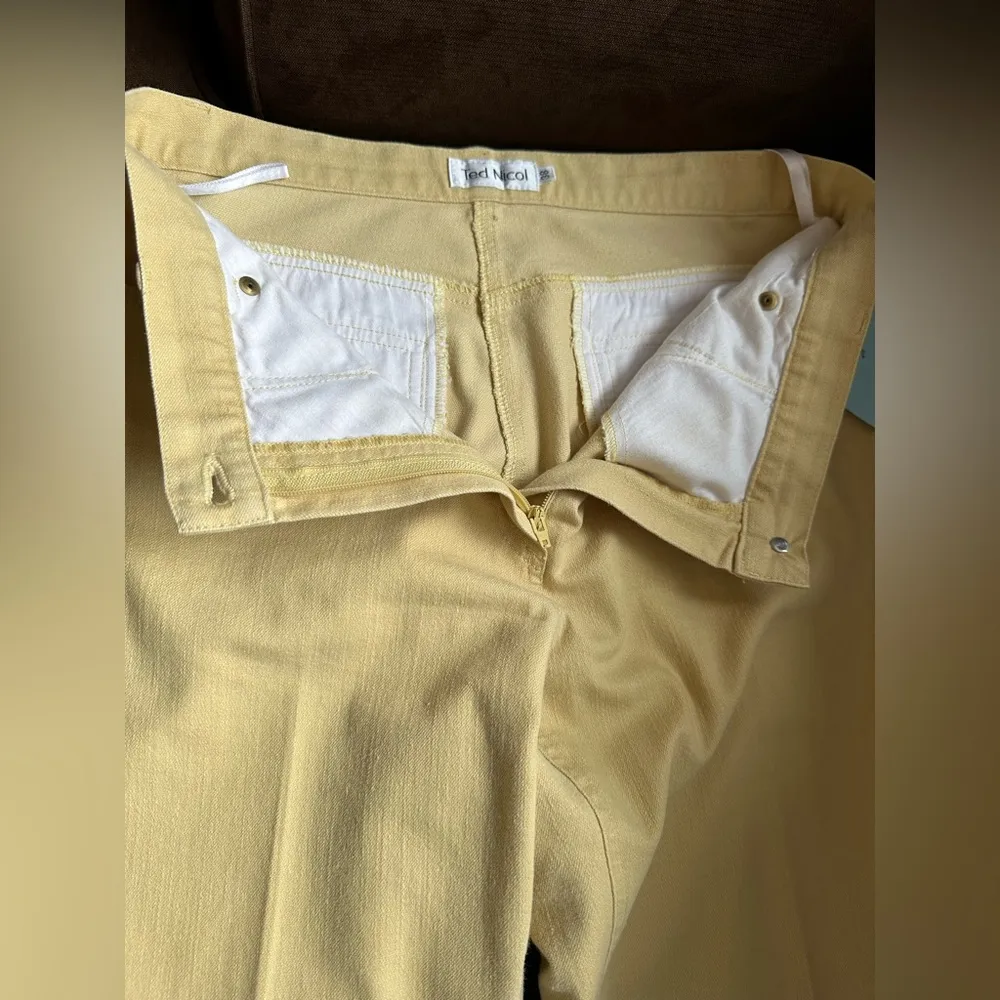 Ted Nicol Yellow pleaded straight Leg Pockets on back And Front Low Rise SZ 30 - Image 7