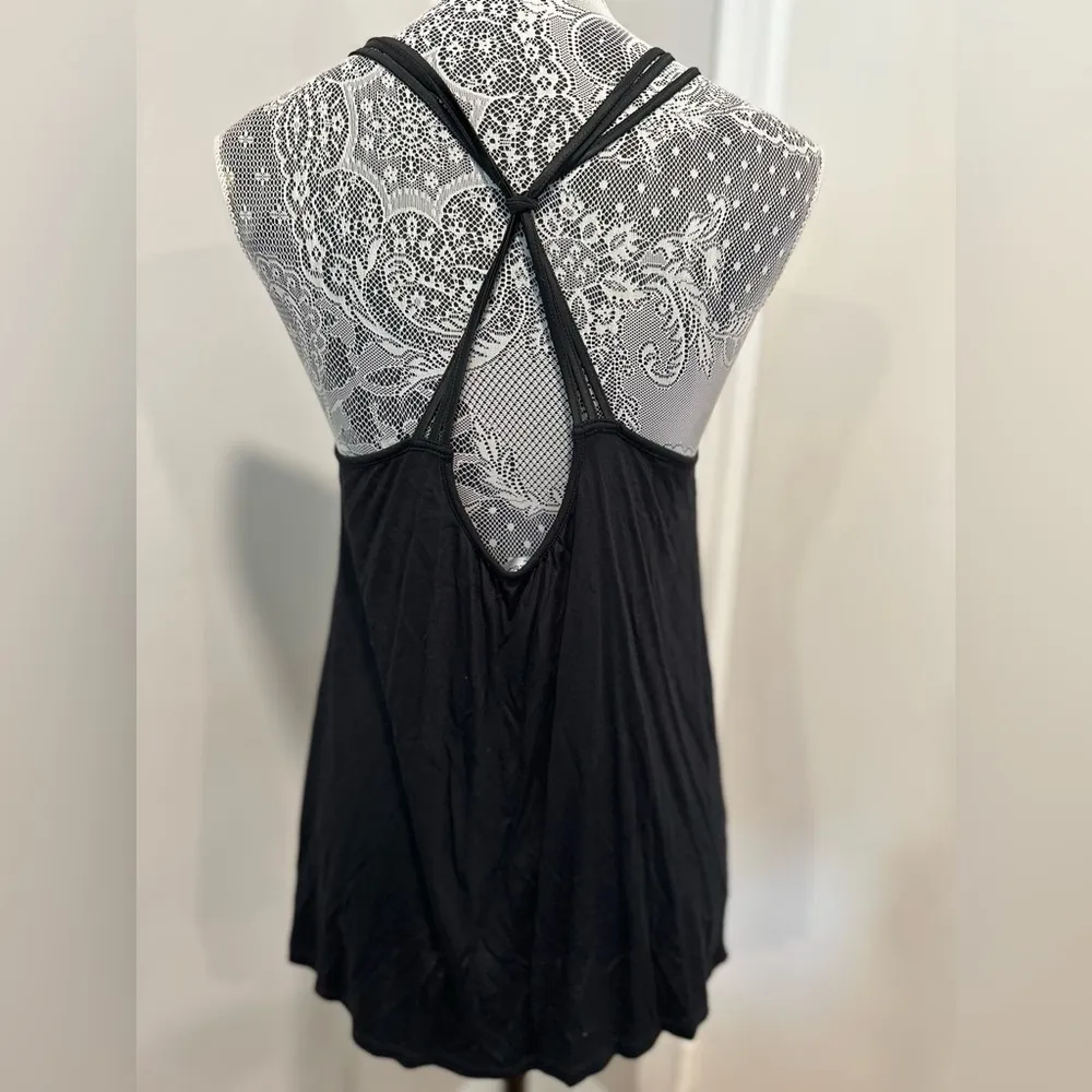 NWT Women’s Sz: L Express 3D Black Floral Appliqué Racerback Stretch Tank Top. M - Image 2