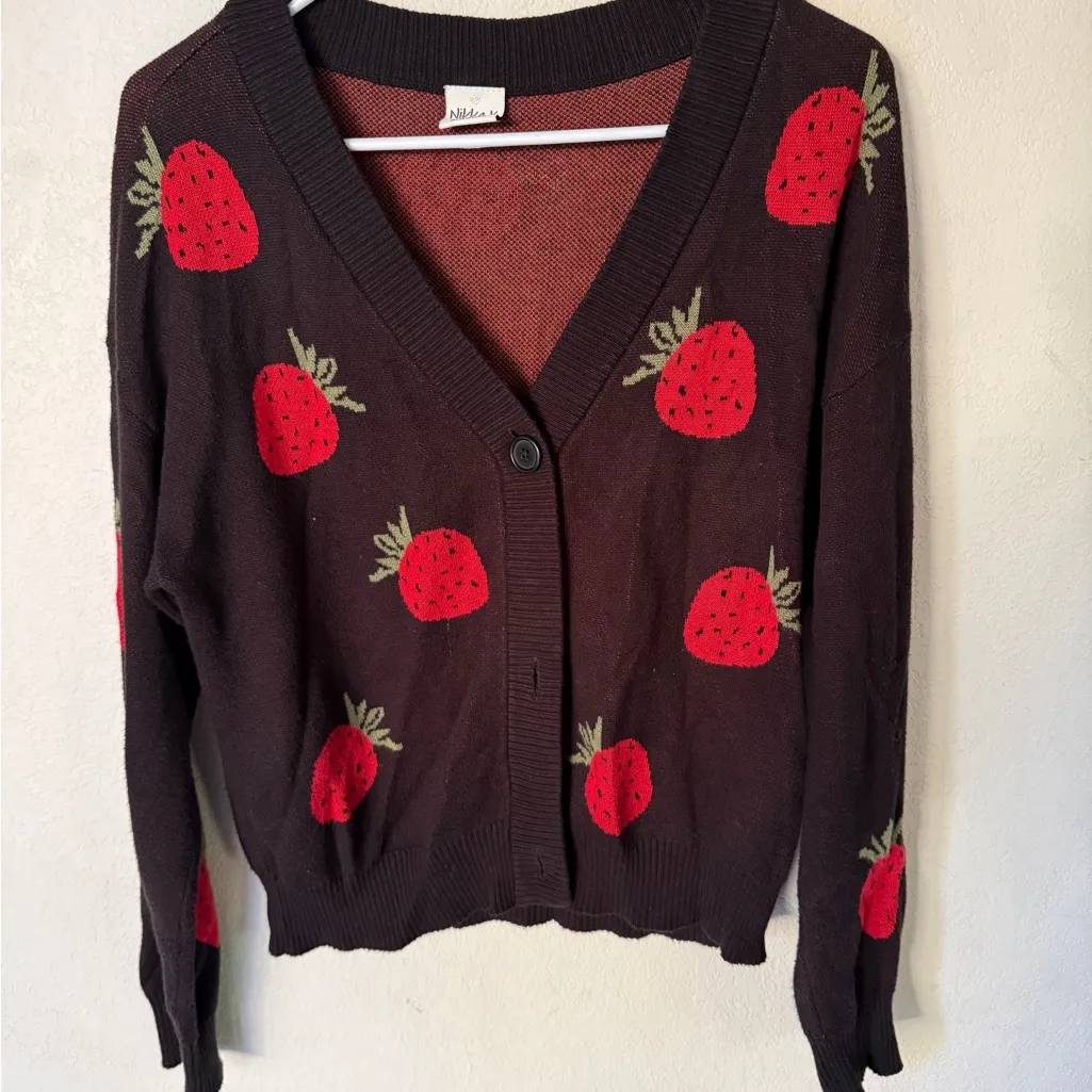 Nikka K Strawberry Sweater cardigan size medium Red - Image 5