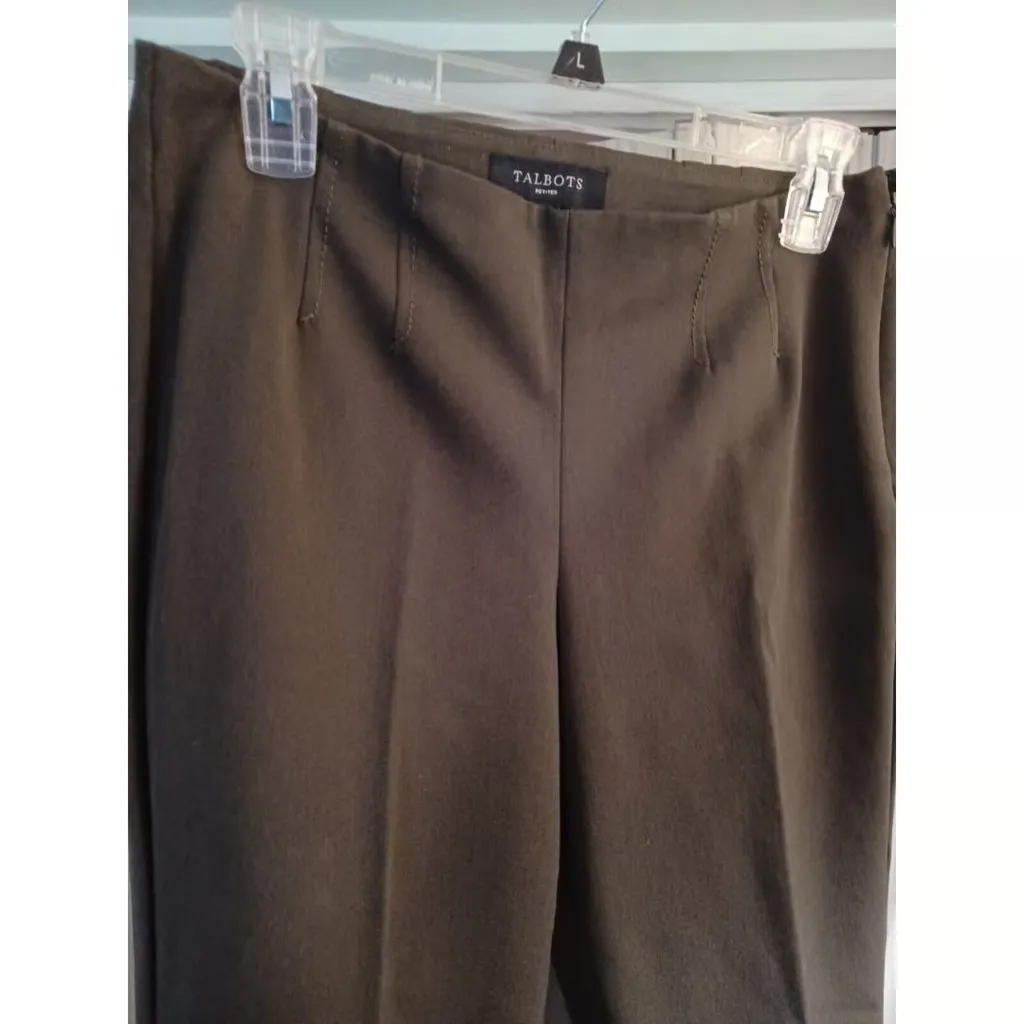 Talbots Sz 4P Brown Pleated Polyester Dress Pants zipper on the side. - Image 3