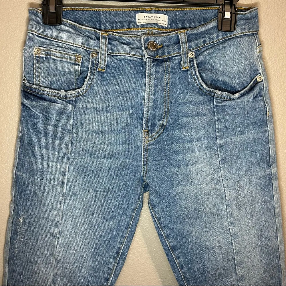 ZARA Woman Premium Denim Collection front seam asymmetrical raw hem jeans size 4 - Image 4