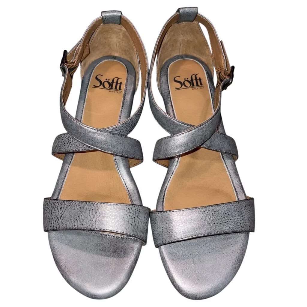 NEW Sofft Innis Silver Steel Metallic Wedge Sandals Shoes size 7.5 Wide - Image 4