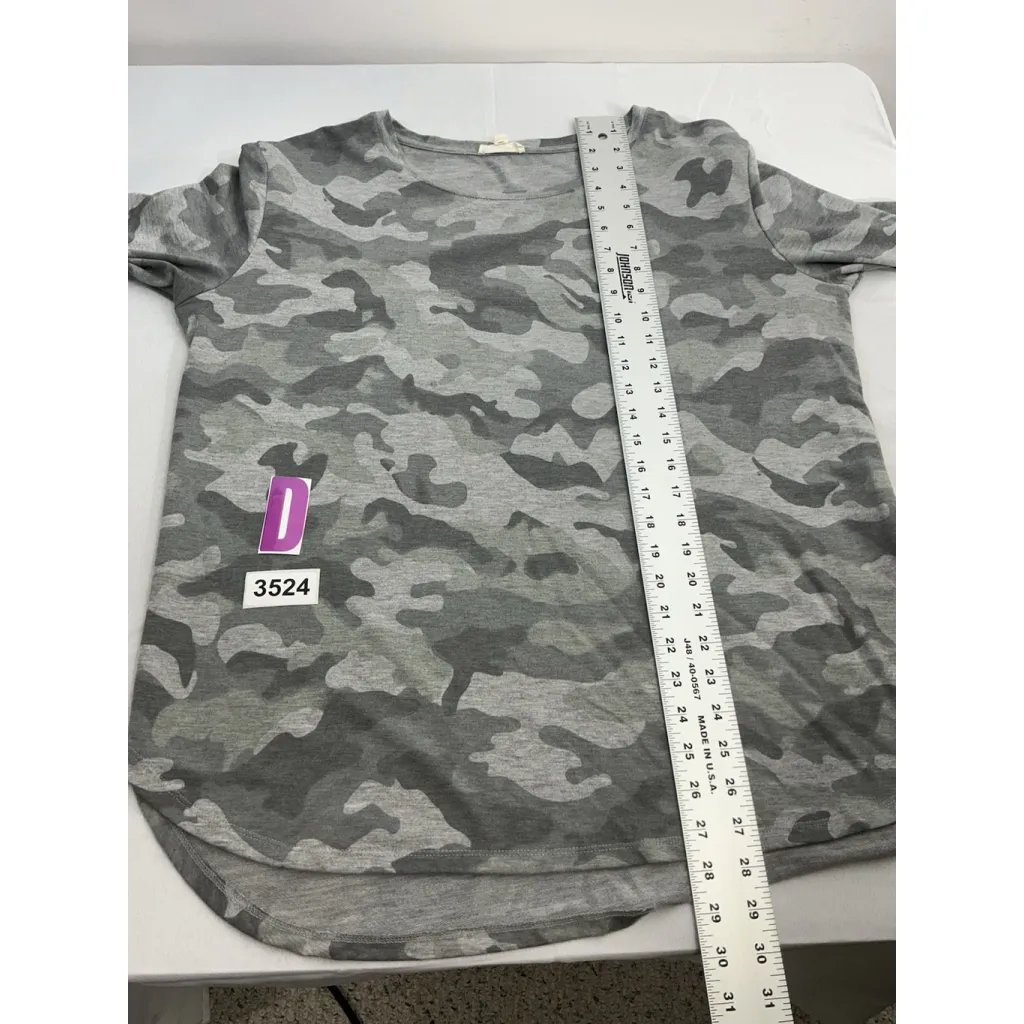 Womans Jane & Delancey XL Gray Camo Long Sleeve Pullover T Shirt - Image 7