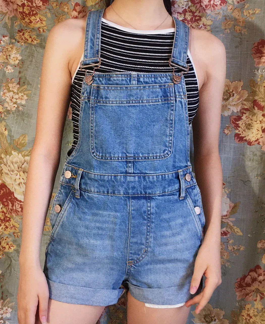 Urban Outfitters BDG Short Overalls - Image 5