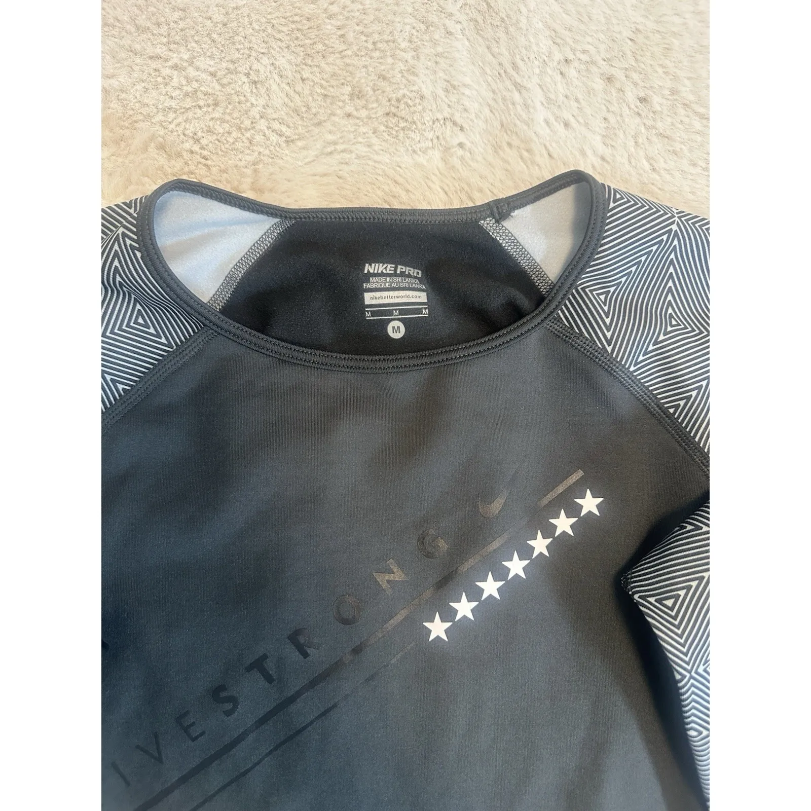 Nike Pro Women's Training Long Sleeve Tee Pullover Thumb Holes Gray‎ M - Image 5