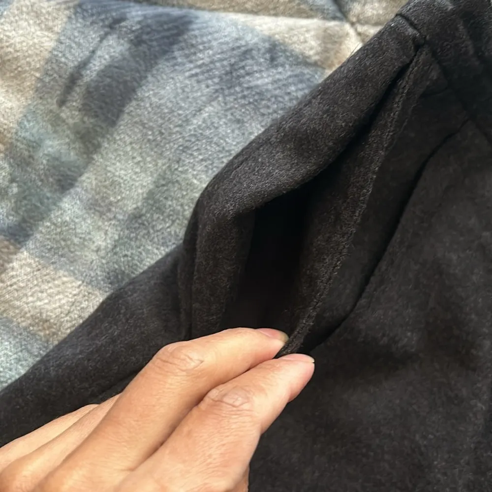 Valentino Dress pants gray wool cashmere made in Italy size 10 - Image 4