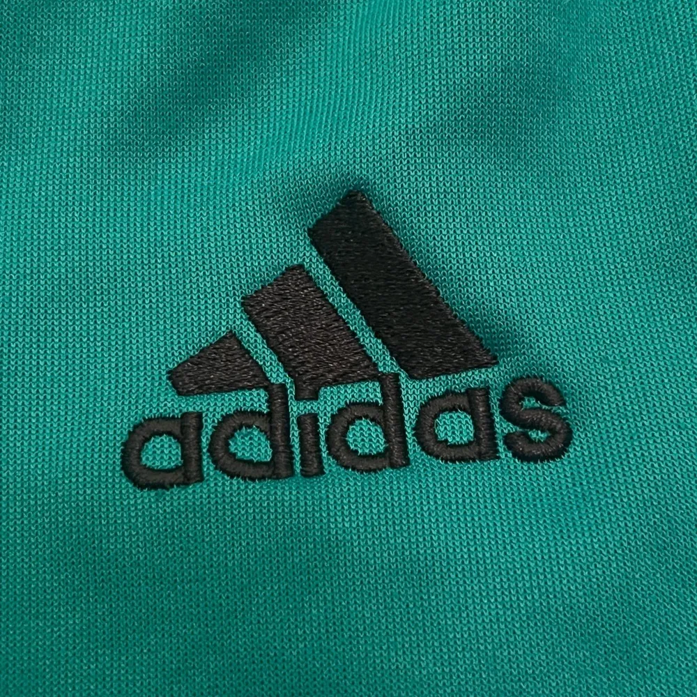 Adidas croptop hoodie size large - Image 6