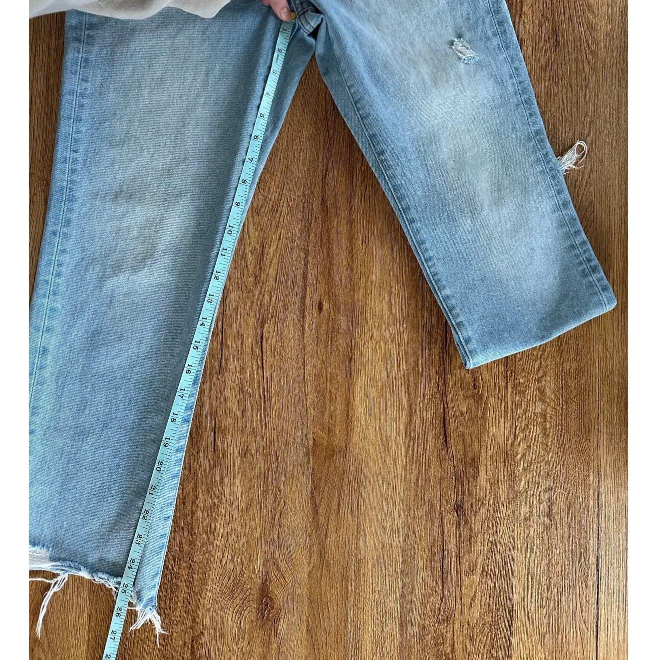 Flying Monkey High Waisted Light Wash Cropped Jeans Size 25 - Image 7