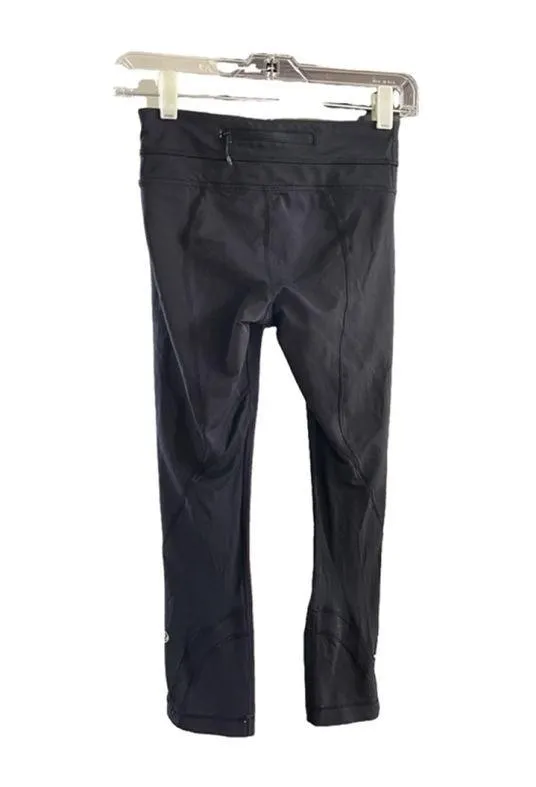 Women's Lululemon Black Yoga Pants Small - Image 3