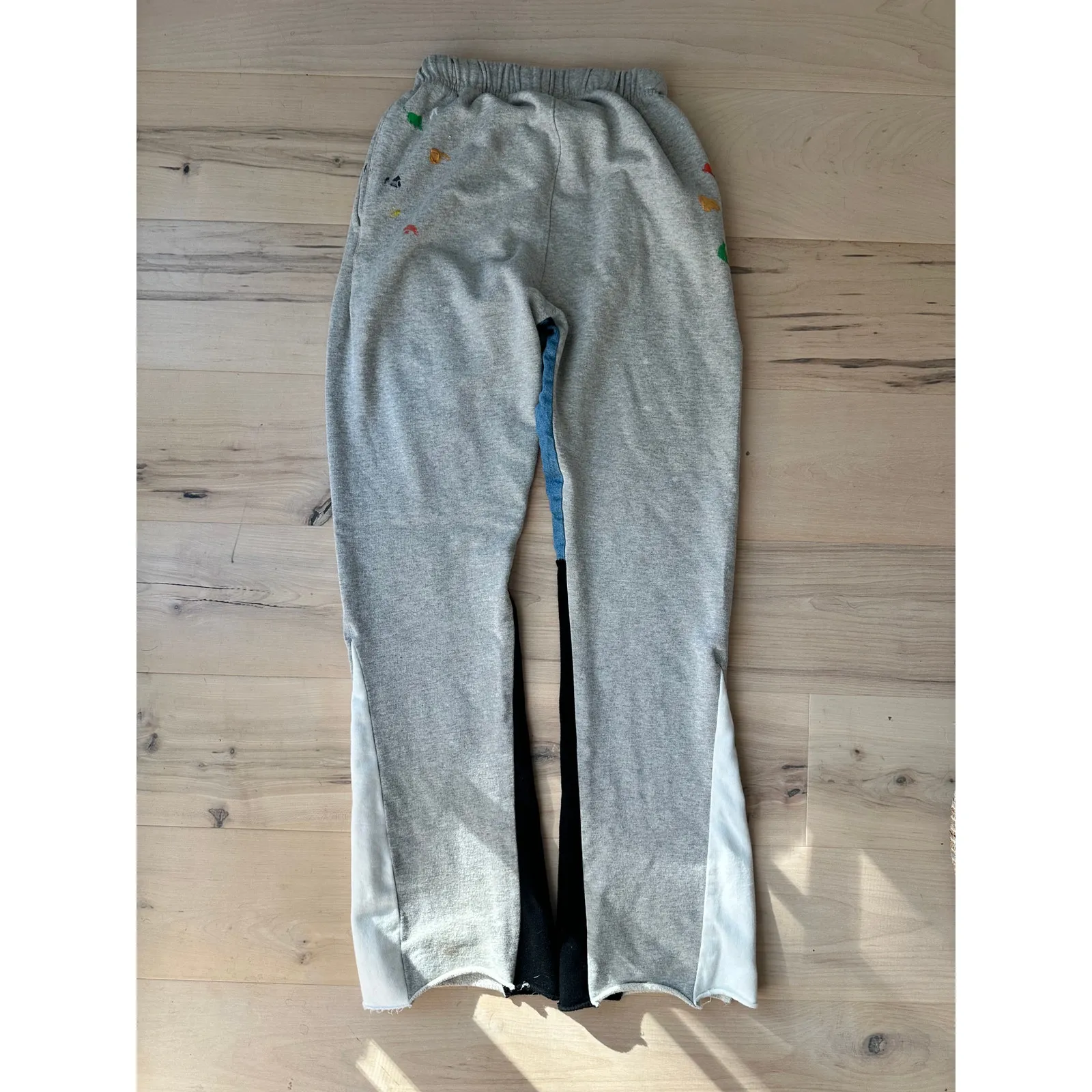 MNML Unisex Sweatpants Grey Size XS Flared Leg Paint Splatter High Waist Gray - Image 7