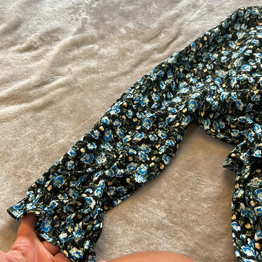 Zara floral long sleeve midi dress - Image 4