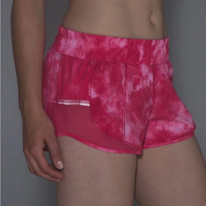 Lululemon Beat The Heat Shorts Tidal Trip Boom Juice Pink Size 10 | 2016 Retired - Image 2