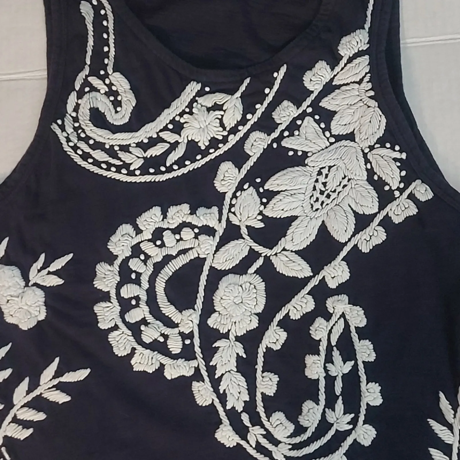 Lucky Brand Floral Embroidered Blue/White Tank Top XS Dopamine Boho Festival - Image 5