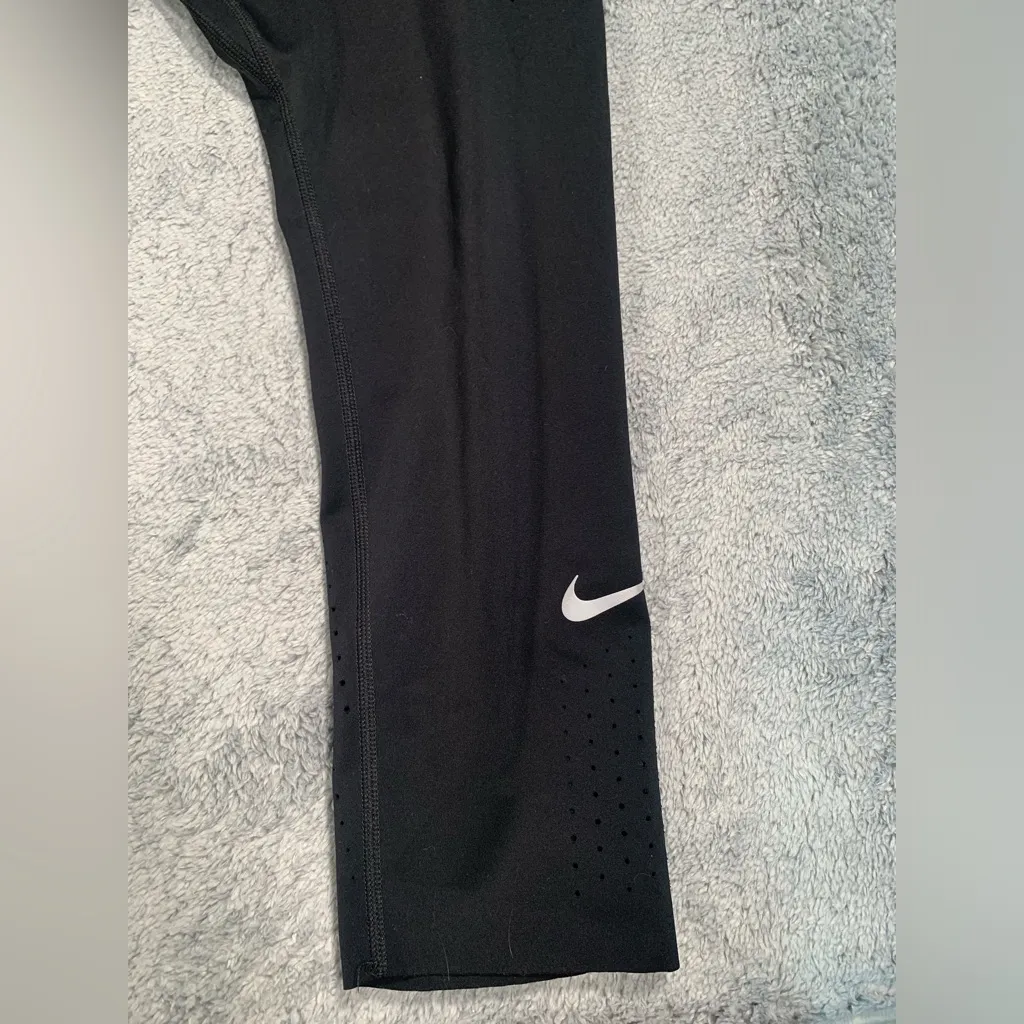 Nike dri-fit black leggings large - Image 2