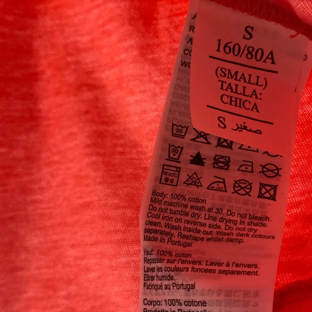 ALLSAINTS Spitalfields Coni Tie Dye T-shirt Red Shoulder Pad Tie Front NWT Small - Image 8