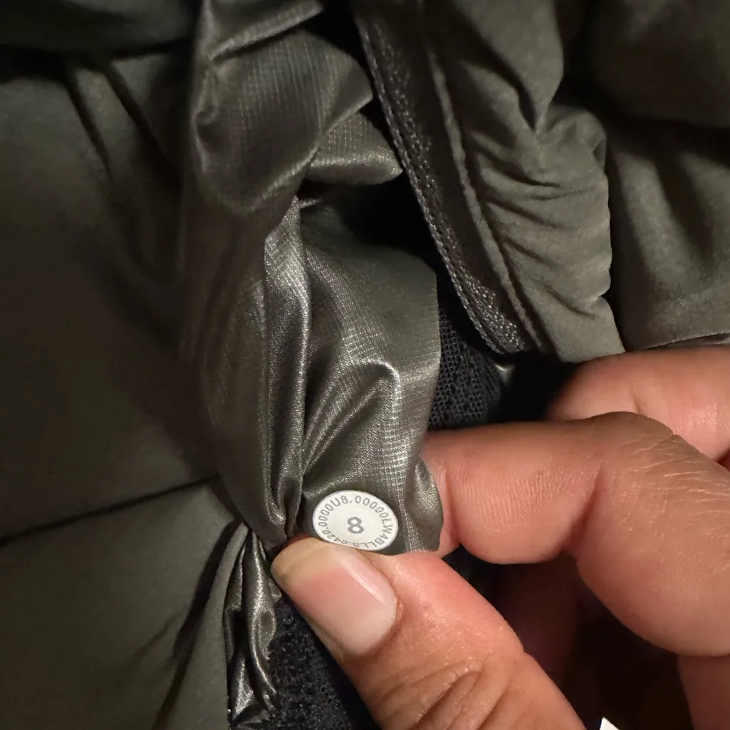 Women's Lululemon  Sleek Green Puffer Vest - Image 6