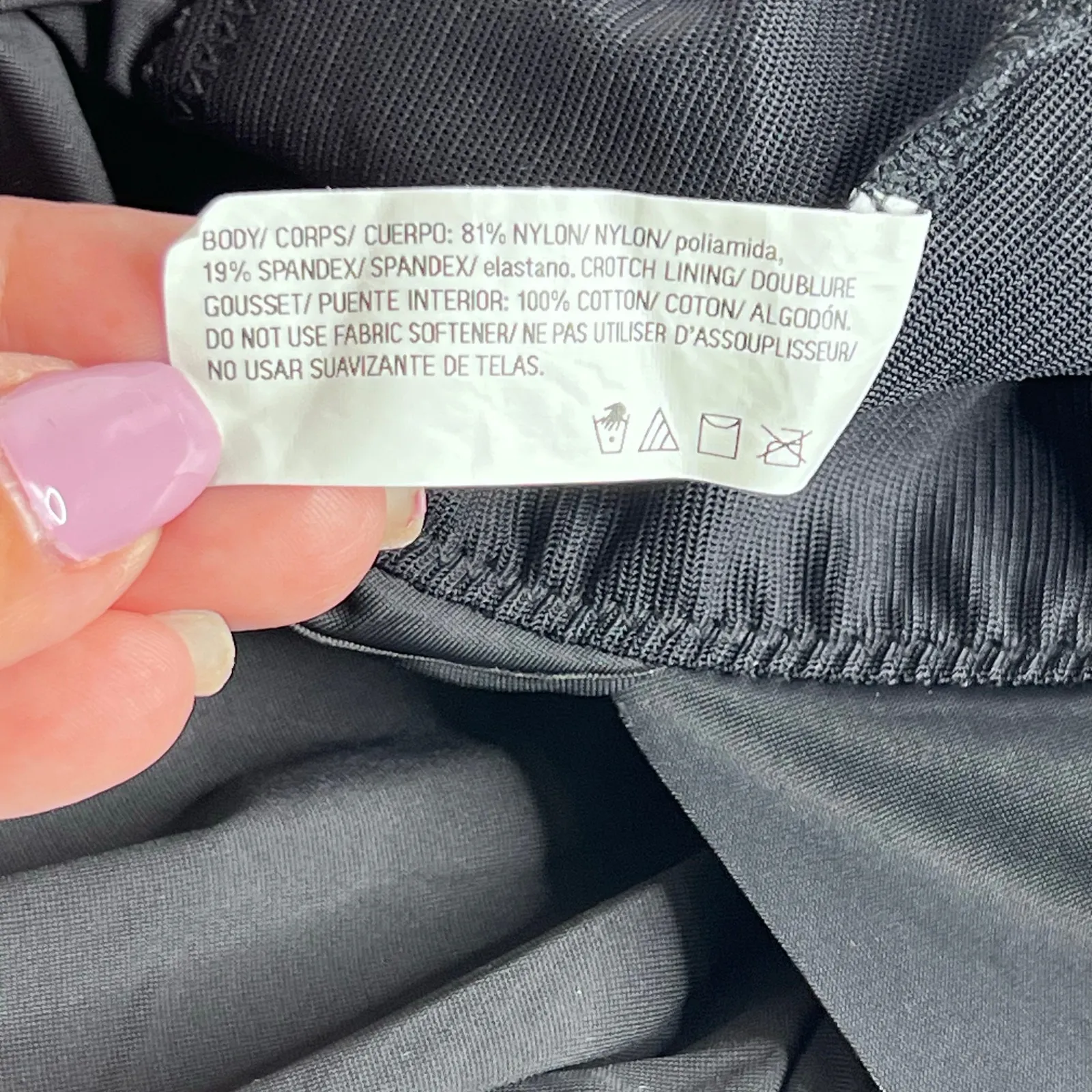 Maidenform Black Plunge Neck Tummy Control Bodysuit Shapewear Medium - Image 5