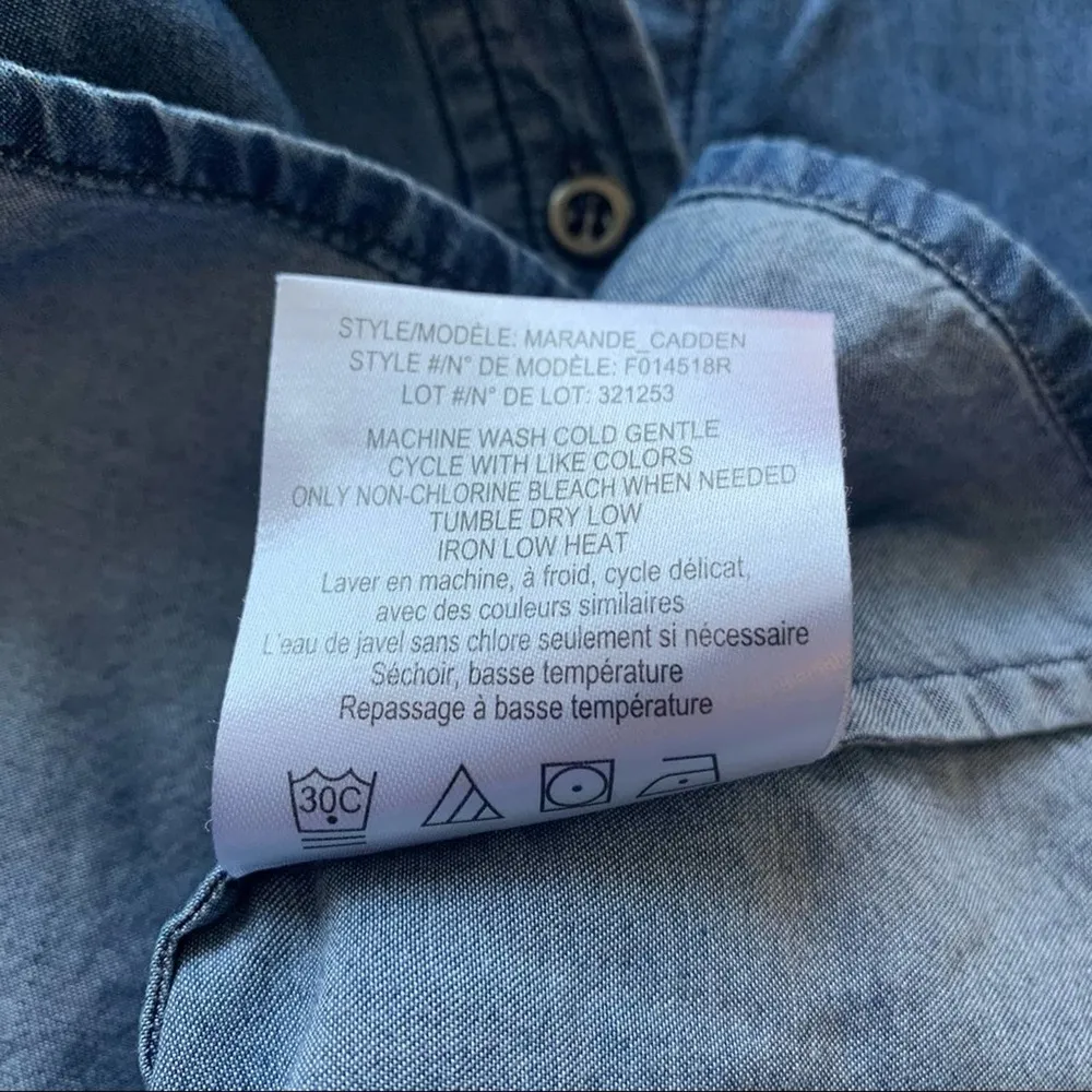 Theory quarter sleeve denim button down shirt size M - Image 10