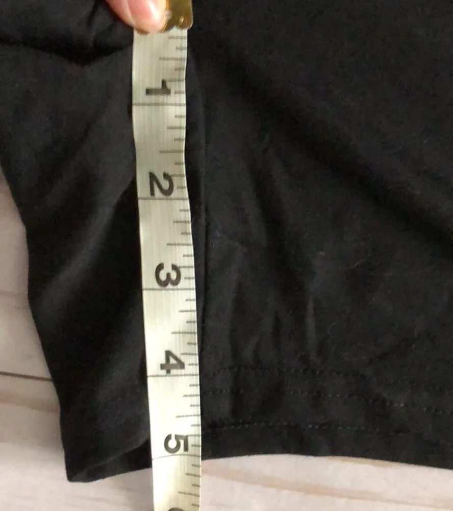 One Piece Women’s  hotshot romper black medium pockets comfy oversized - Image 8