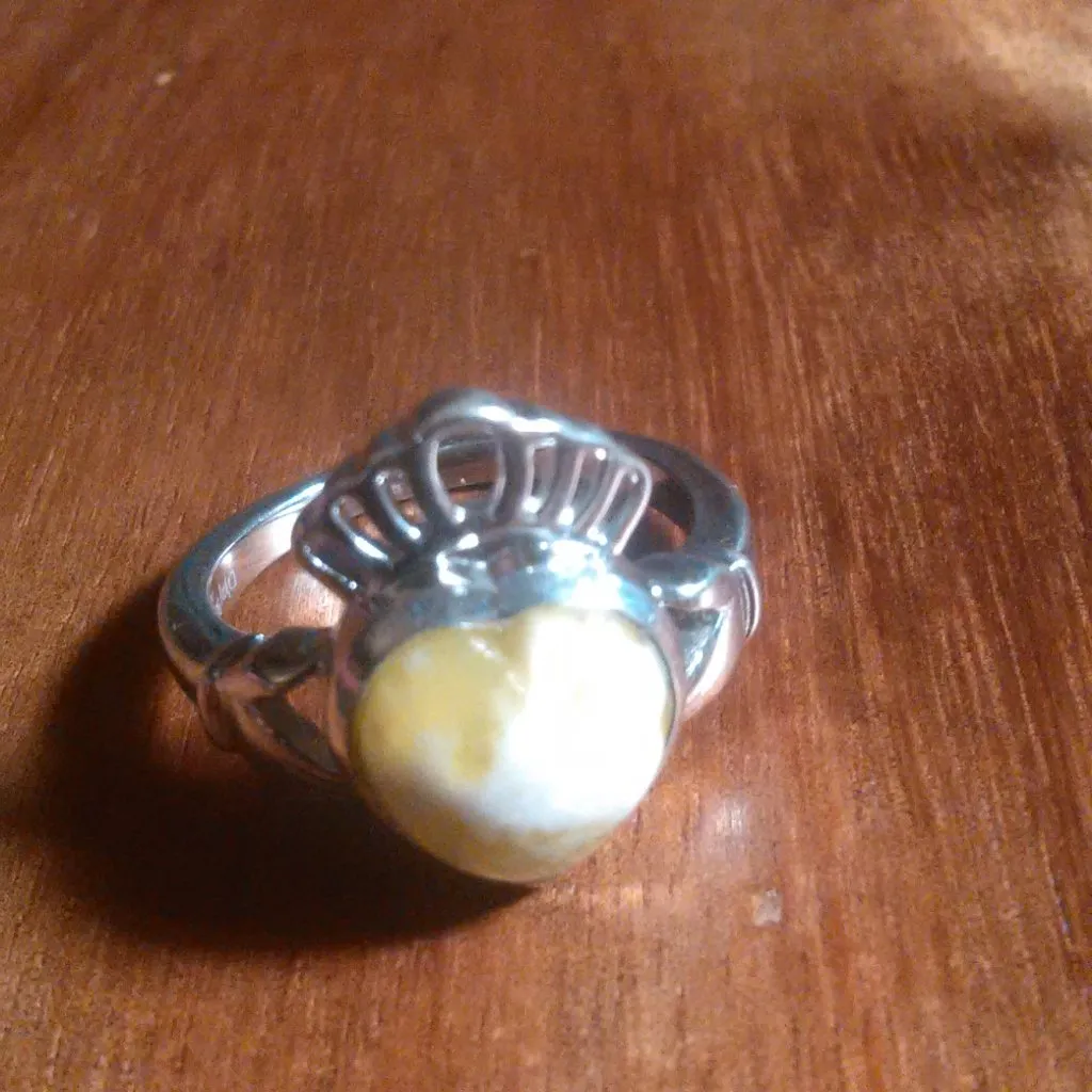 Connemara Marble Claddagh Sterling Silver Ring (Size 6) - Image 4