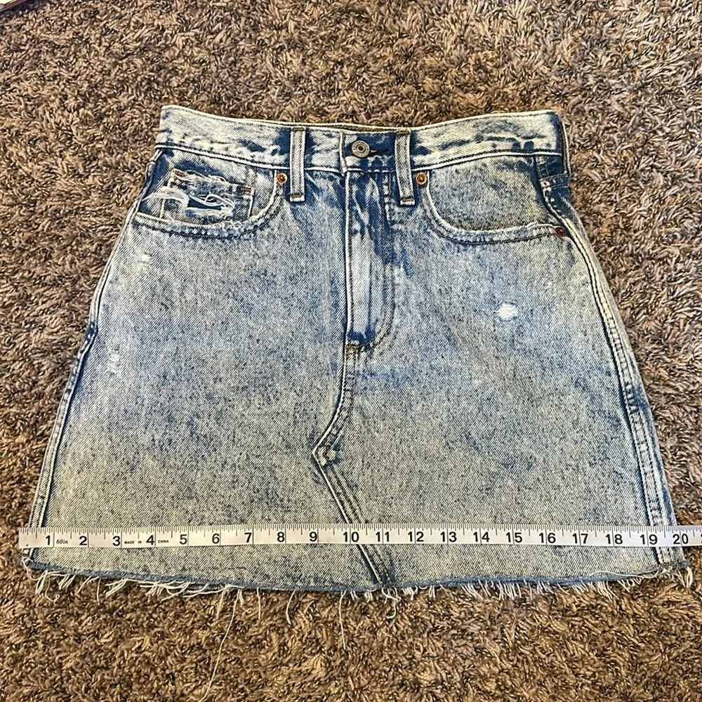 Abercrombie & Fitch Natural Rise Skirt Denim 25 - Image 6