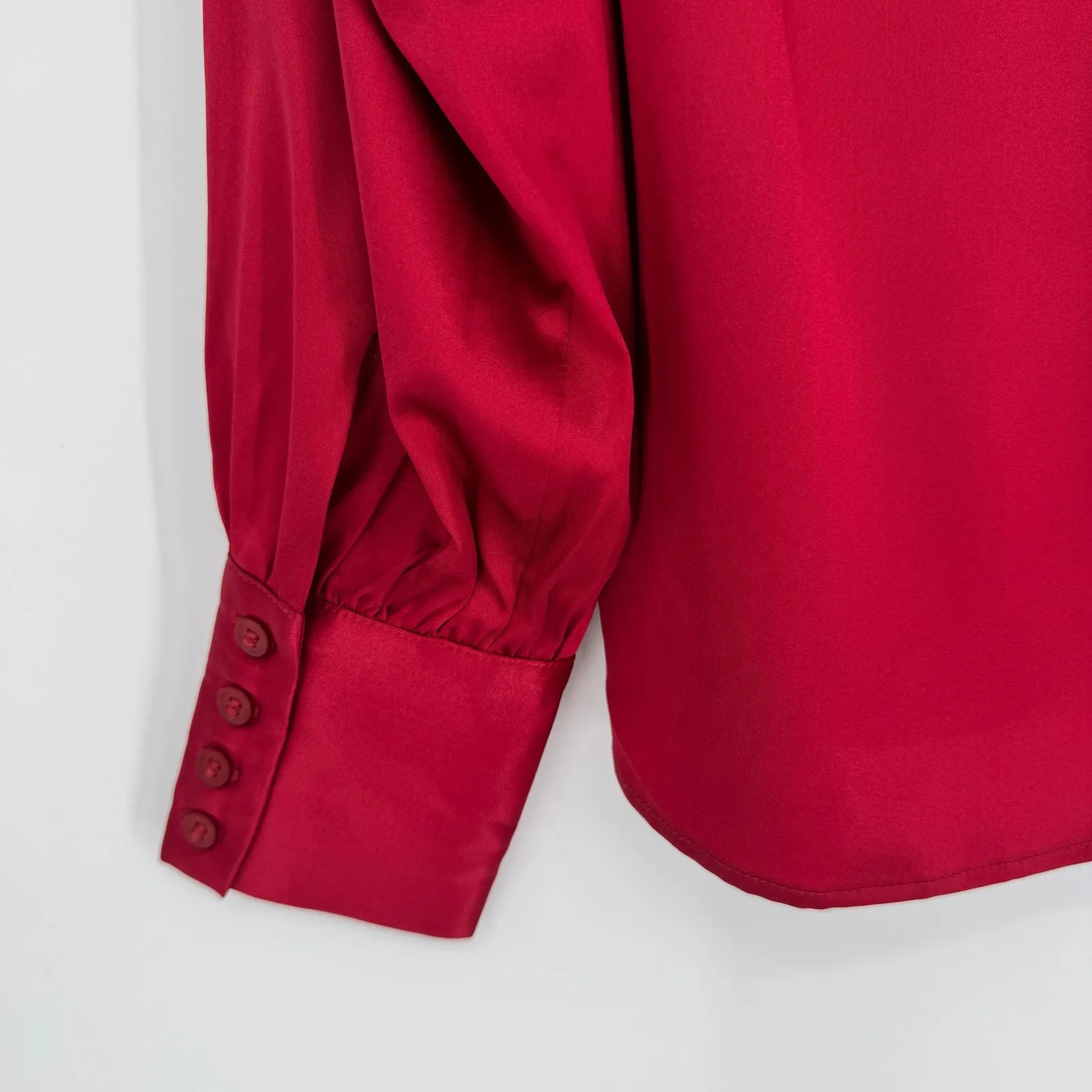 Antonio Melani Stretch Silk Blouse XS Red Satin Officewear Minimalist Elegant - Image 8