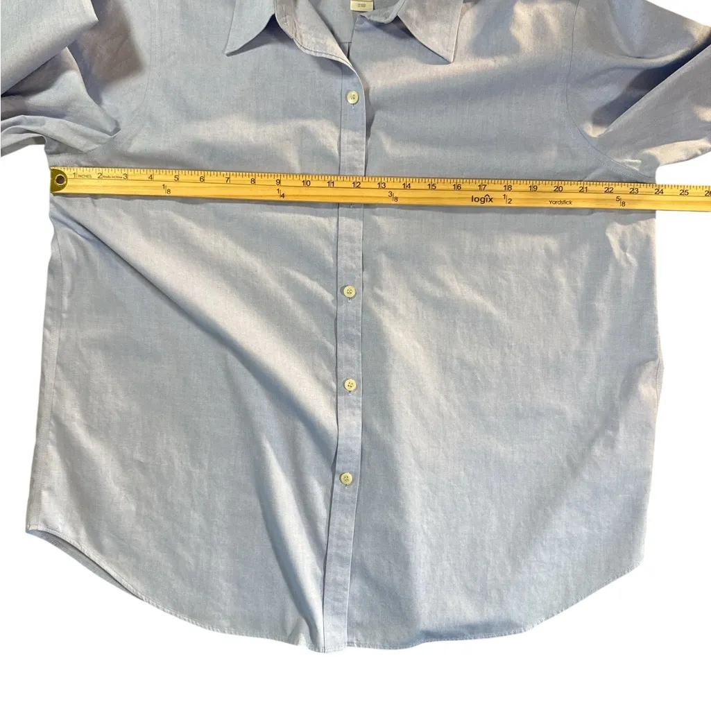 Liz Claiborne‎ Light Blue Women's Button Down Shirt - Image 5